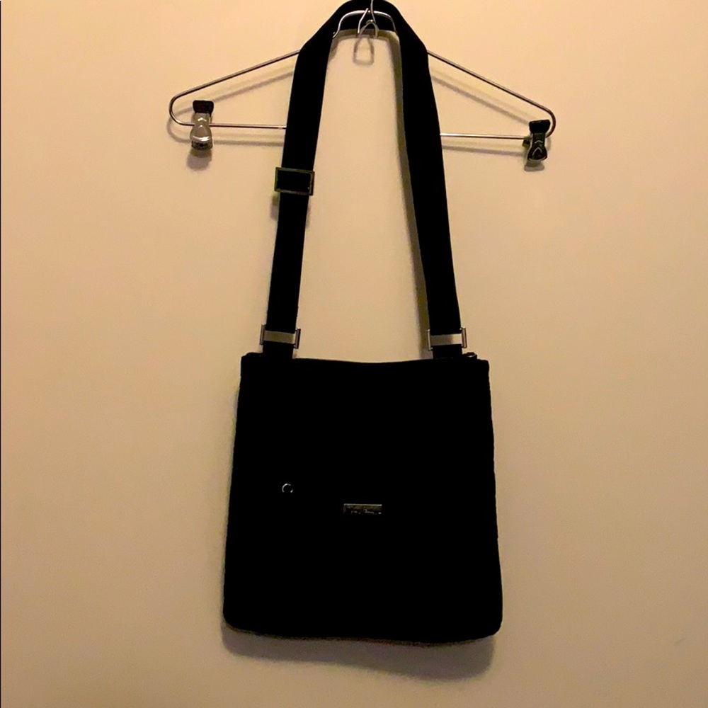 Small black Vera tote